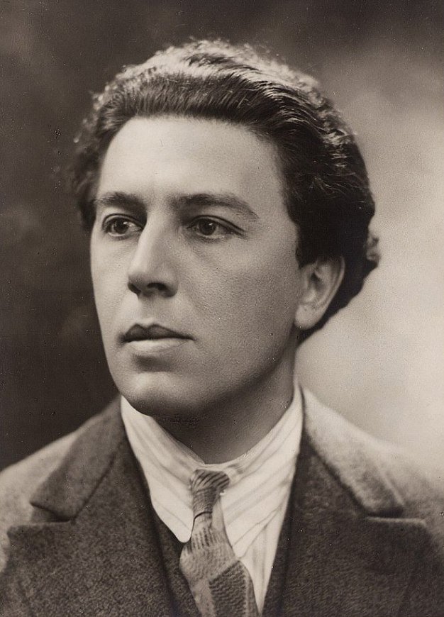 Fotografía de André Breton en 1924