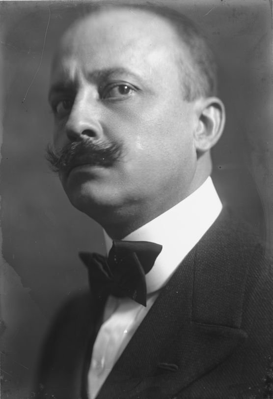 Fotografía de Filippo Tommaso Marinetti